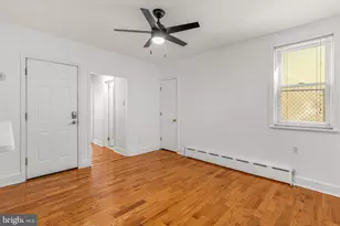 2440 Carpenter St, Philadelphia, PA 19146 - Photo 7