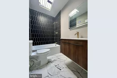 2022 W Toronto Street, Philadelphia, PA 19132 - Photo 15