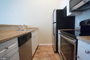 1411-6 Walnut St, Philadelphia, PA 19102 - Photo 7