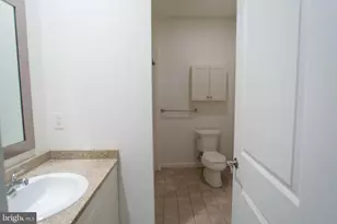 1411-6 Walnut St, Philadelphia, PA 19102 - Photo 17