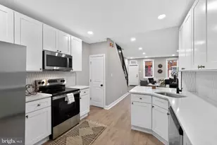 3812 N Darien St, Philadelphia, PA 19140 - Photo 9