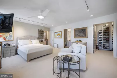 1919 Chestnut Street #2901/02/24, Philadelphia, PA 19103 - Photo 29