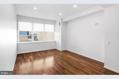 1425 Locust St #15E, Philadelphia, PA 19102 - Photo 7