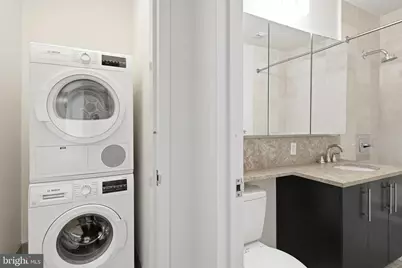 1425 Locust St #15E, Philadelphia, PA 19102 - Photo 17