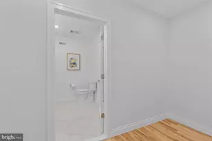 202 Spruce St, Philadelphia, PA 19106 - Photo 53