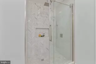 202 Spruce St, Philadelphia, PA 19106 - Photo 55