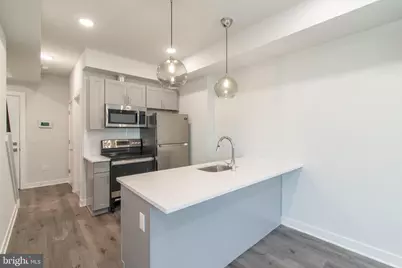 19 S 44th Street, Philadelphia, PA 19104 - Photo 7