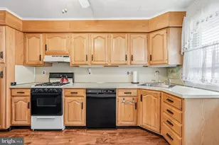 9711 Dedaker St, Philadelphia, PA 19115 - Photo 11