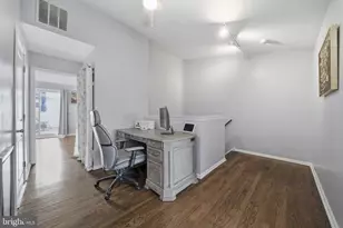 857 N 28th St, Philadelphia, PA 19130 - Photo 7