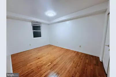 304 N 8th Street, Philadelphia, PA 19107 - Photo 11