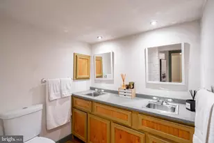 239 Race St, Philadelphia, PA 19106 - Photo 45