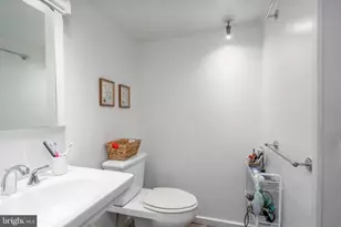 239 Race St, Philadelphia, PA 19106 - Photo 71