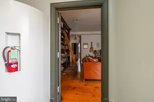 239 Race St, Philadelphia, PA 19106 - Photo 15