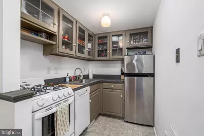 239 Race Street #A, Philadelphia, PA 19106 - Photo 9