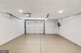 942 E Dorset St, Philadelphia, PA 19150 - Photo 37