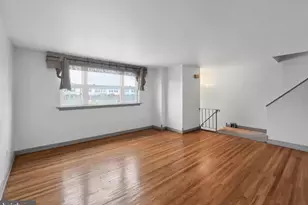 12030 Alberta Dr, Philadelphia, PA 19154 - Photo 3