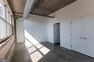 1210 Buttonwood St, Philadelphia, PA 19123 - Photo 11