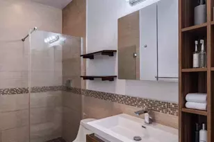 2549 Grays Ferry Ave, Philadelphia, PA 19146 - Photo 11