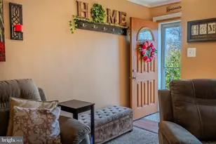 3304 Shelmire Ave, Philadelphia, PA 19136 - Photo 3