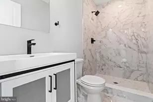 520 N 37th St, Philadelphia, PA 19104 - Photo 13