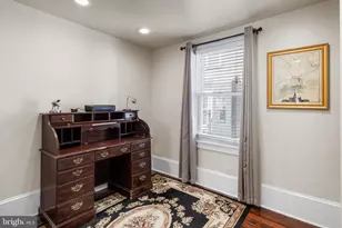 802 N Bambrey St, Philadelphia, PA 19130 - Photo 13