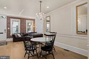 802 N Bambrey St, Philadelphia, PA 19130 - Photo 7