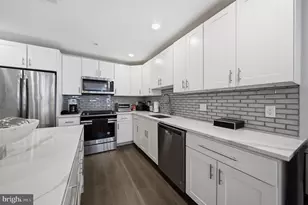 1951 Cambridge St, Philadelphia, PA 19130 - Photo 13