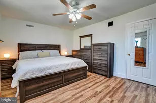 822 Avon Rd, Philadelphia, PA 19116 - Photo 19