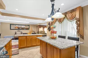 12810 Galdi Ln, Philadelphia, PA 19154 - Photo 9