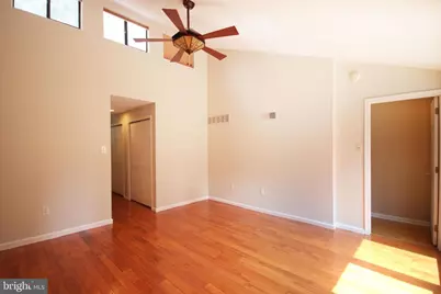 2128 Appletree Street, Philadelphia, PA 19103 - Photo 15