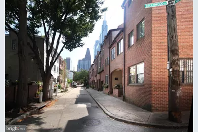 2128 Appletree Street, Philadelphia, PA 19103 - Photo 25