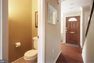 2128 Appletree St, Philadelphia, PA 19103 - Photo 7