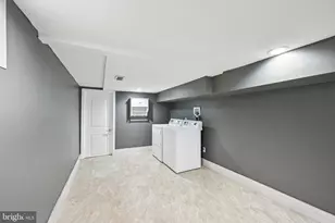 636 S 56th St, Philadelphia, PA 19143 - Photo 23