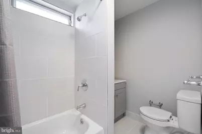 225 Tree Street, Philadelphia, PA 19148 - Photo 17