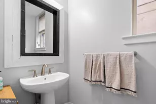 2514 South St, Philadelphia, PA 19146 - Photo 19