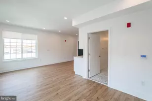 2101 Washington Ave, Philadelphia, PA 19146 - Photo 7