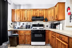 6341 Martins Mill Rd, Philadelphia, PA 19111 - Photo 11