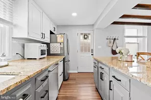 300 Leverington Ave, Philadelphia, PA 19128 - Photo 15