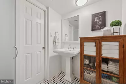 238 S 9th Street, Philadelphia, PA 19107 - Photo 47