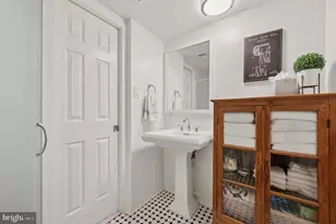 238 S 9th St, Philadelphia, PA 19107 - Photo 47
