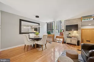 238 S 9th St, Philadelphia, PA 19107 - Photo 9