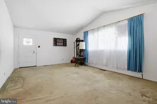 3622 Chesterfield Rd, Philadelphia, PA 19114 - Photo 3