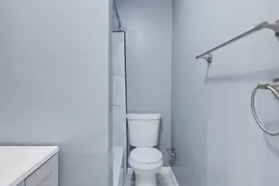 1526 S LeCount St, Philadelphia, PA 19146 - Photo 25