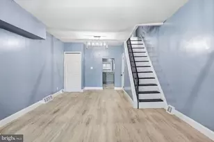 1526 S LeCount St, Philadelphia, PA 19146 - Photo 3