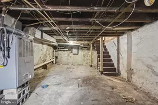 1526 S LeCount St, Philadelphia, PA 19146 - Photo 15