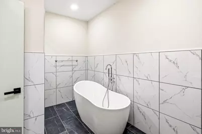 1731 Reed Street, Philadelphia, PA 19146 - Photo 31