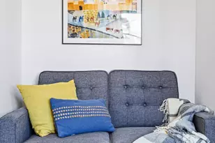 827 N Bambrey St, Philadelphia, PA 19130 - Photo 19