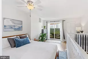 827 N Bambrey St, Philadelphia, PA 19130 - Photo 27