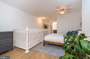 827 N Bambrey St, Philadelphia, PA 19130 - Photo 15