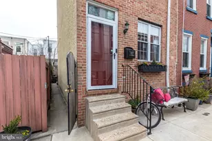 827 N Bambrey St, Philadelphia, PA 19130 - Photo 47